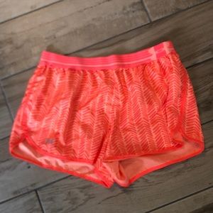 Under Armor Sz medium shorts